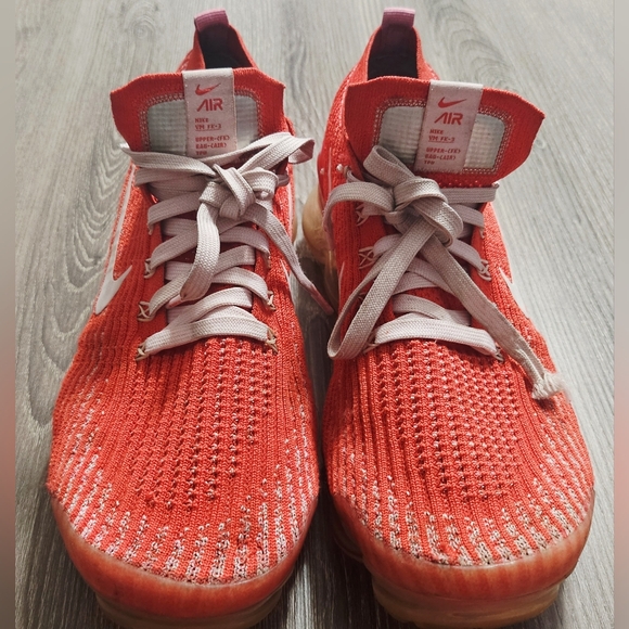 Womens 2020 nike air vapormax fly knit red/pink running shoes size 12 - Picture 2 of 12